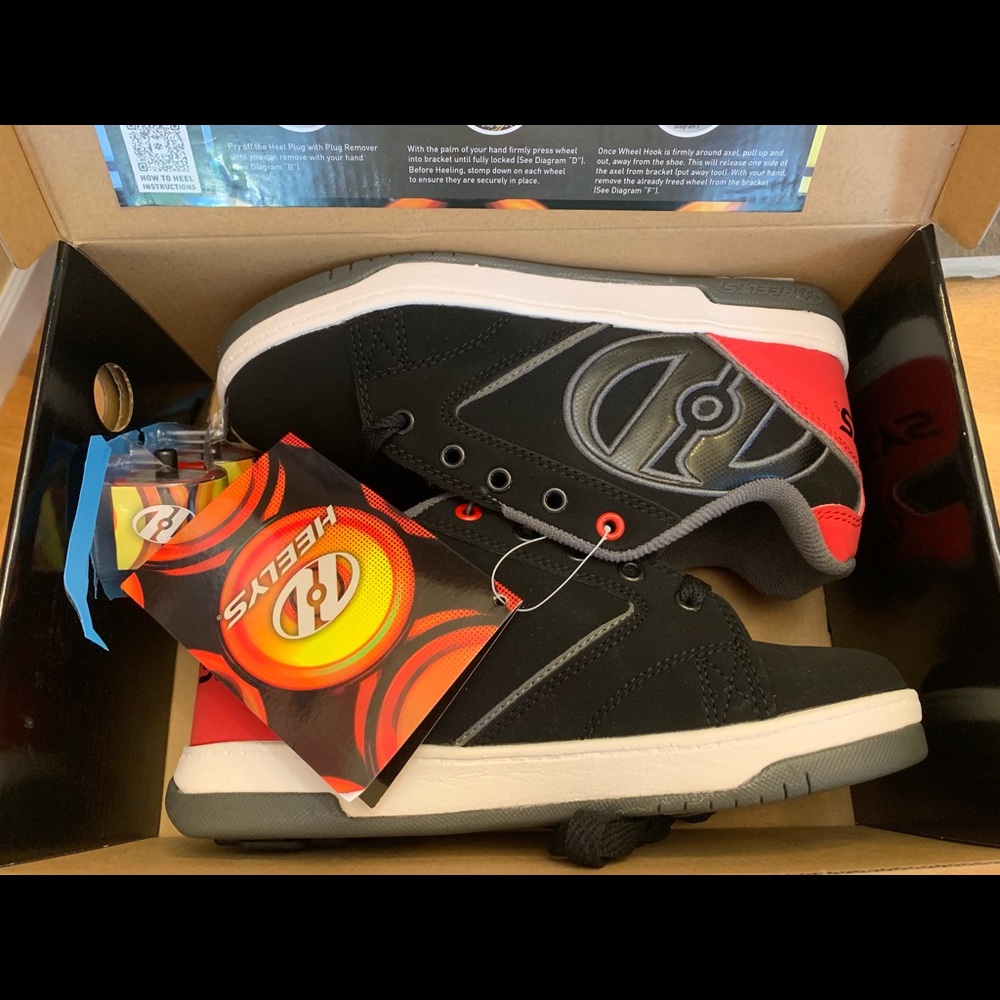 HEELYS